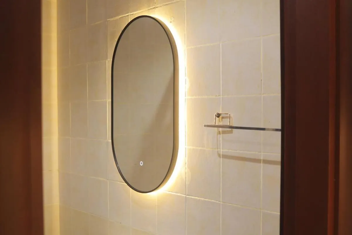 Perfect Location! Near Jbr & Metro Apartment Dubai