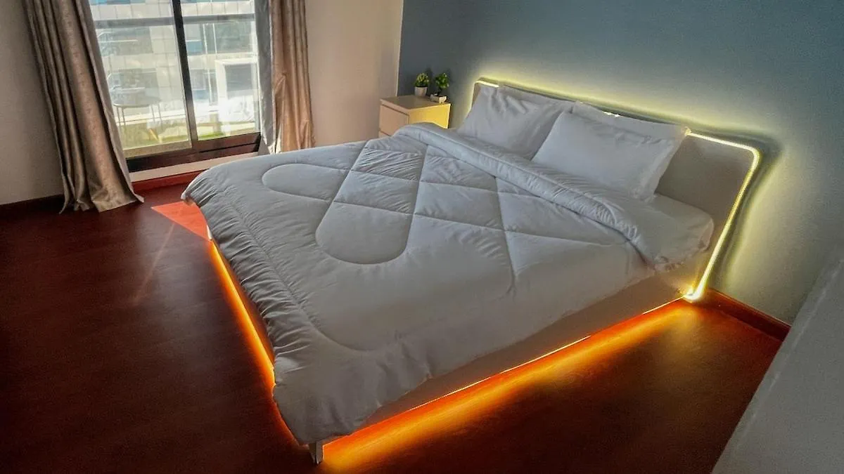 Perfect Location! Near Jbr & Metro Apartment Dubai