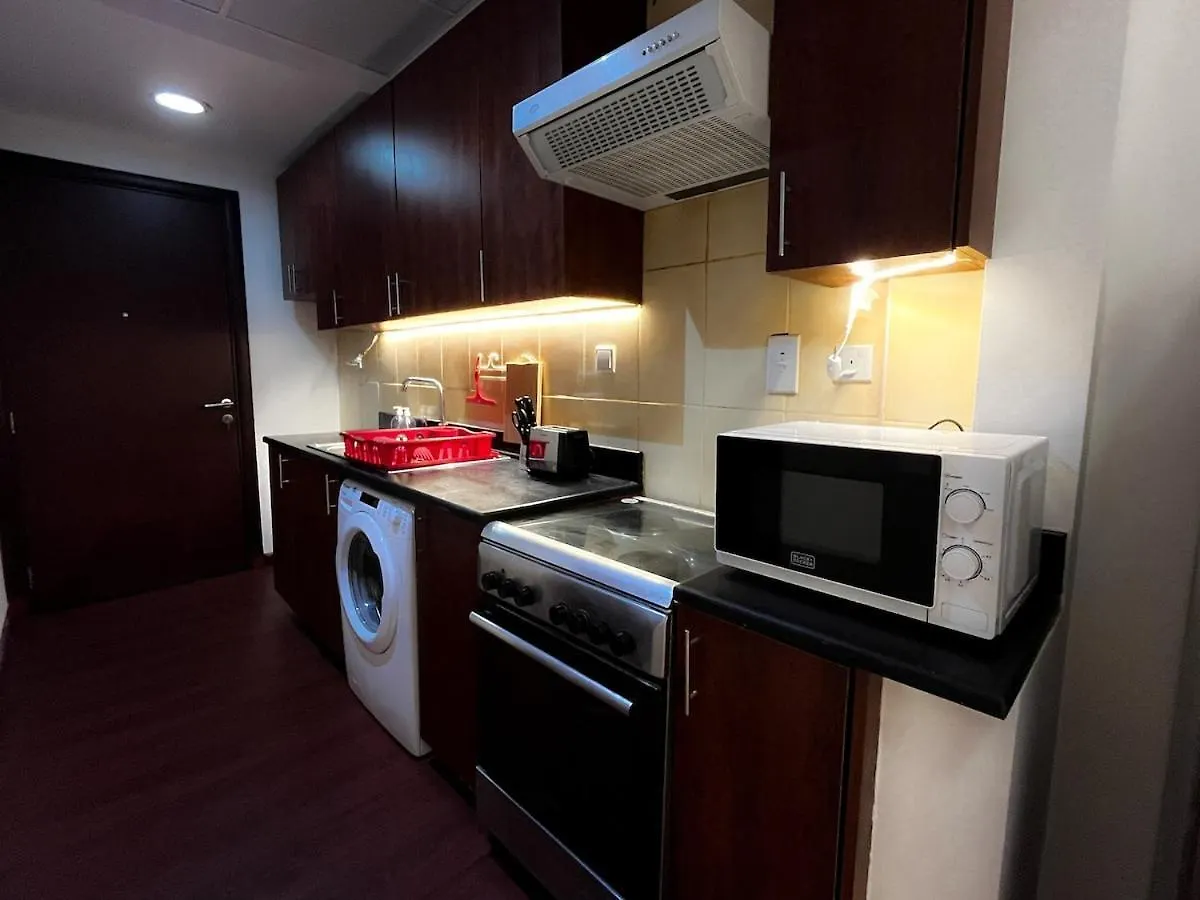 Perfect Location! Near Jbr & Metro Apartment Dubai