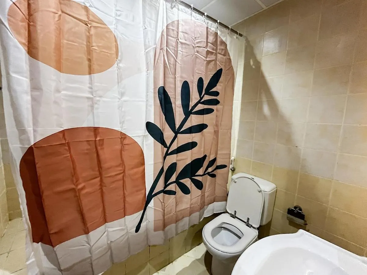 Perfect Location! Near Jbr & Metro Apartment Dubai